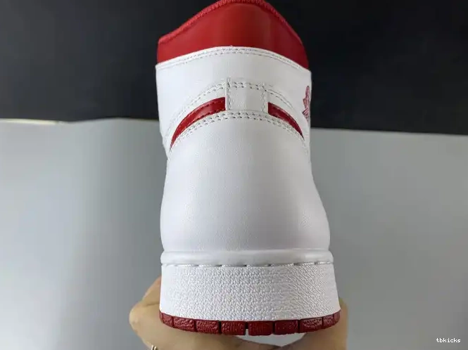 Cheap TB Jordan 1 Metallic Air (2017) 555088-103 Red Retro 0603
